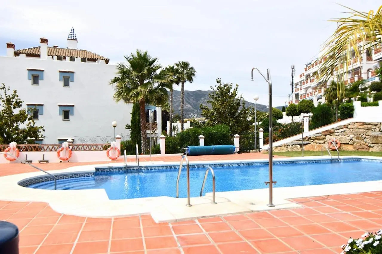 شقة Beautiful Apt With Golf & Lake Views Mijas Golf فوينخيرولا