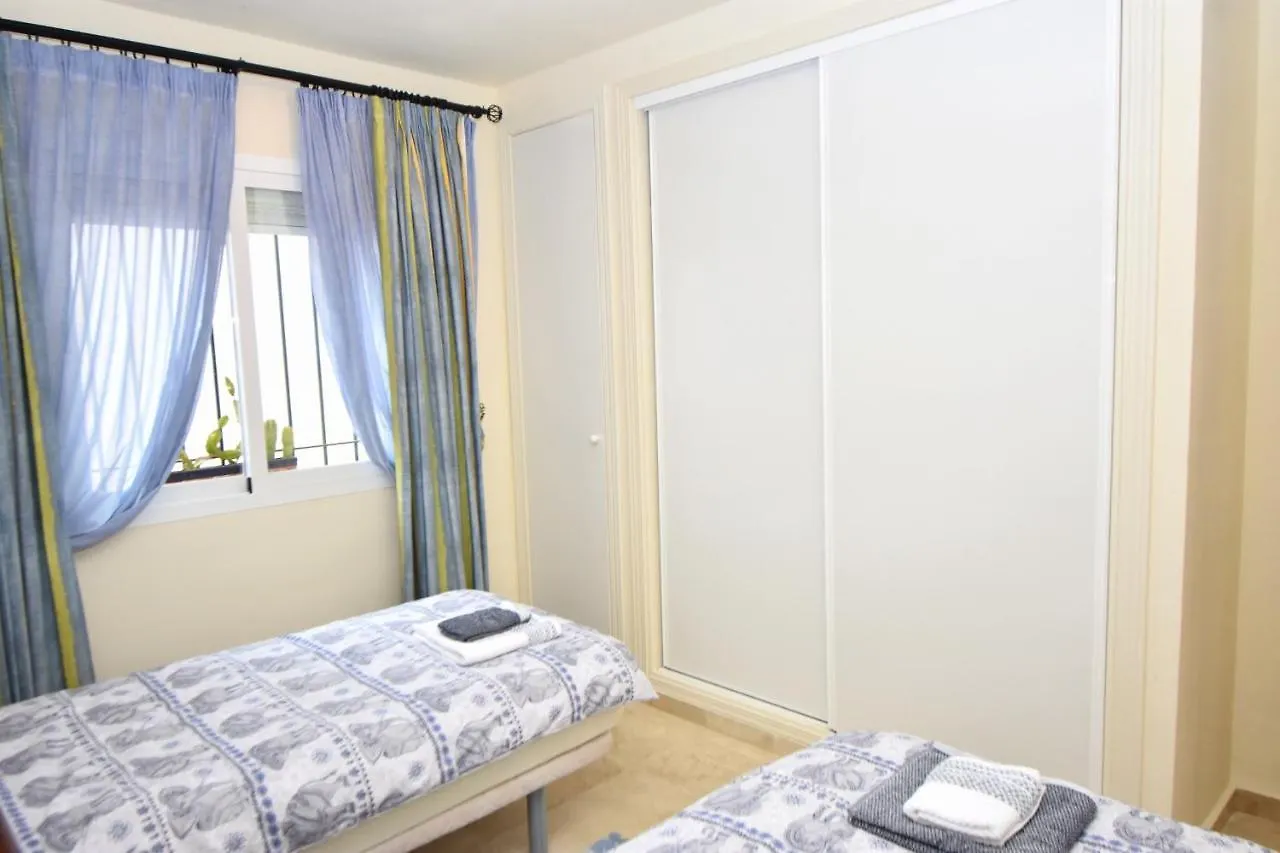 Beautiful Apt With Golf & Lake Views Mijas Golf Fuengirola